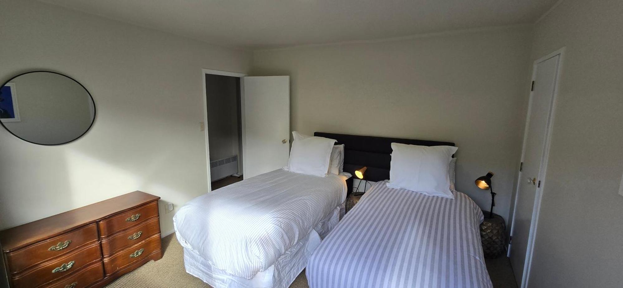 2 Bedroom Home, City And Sea Views Auckland Extérieur photo